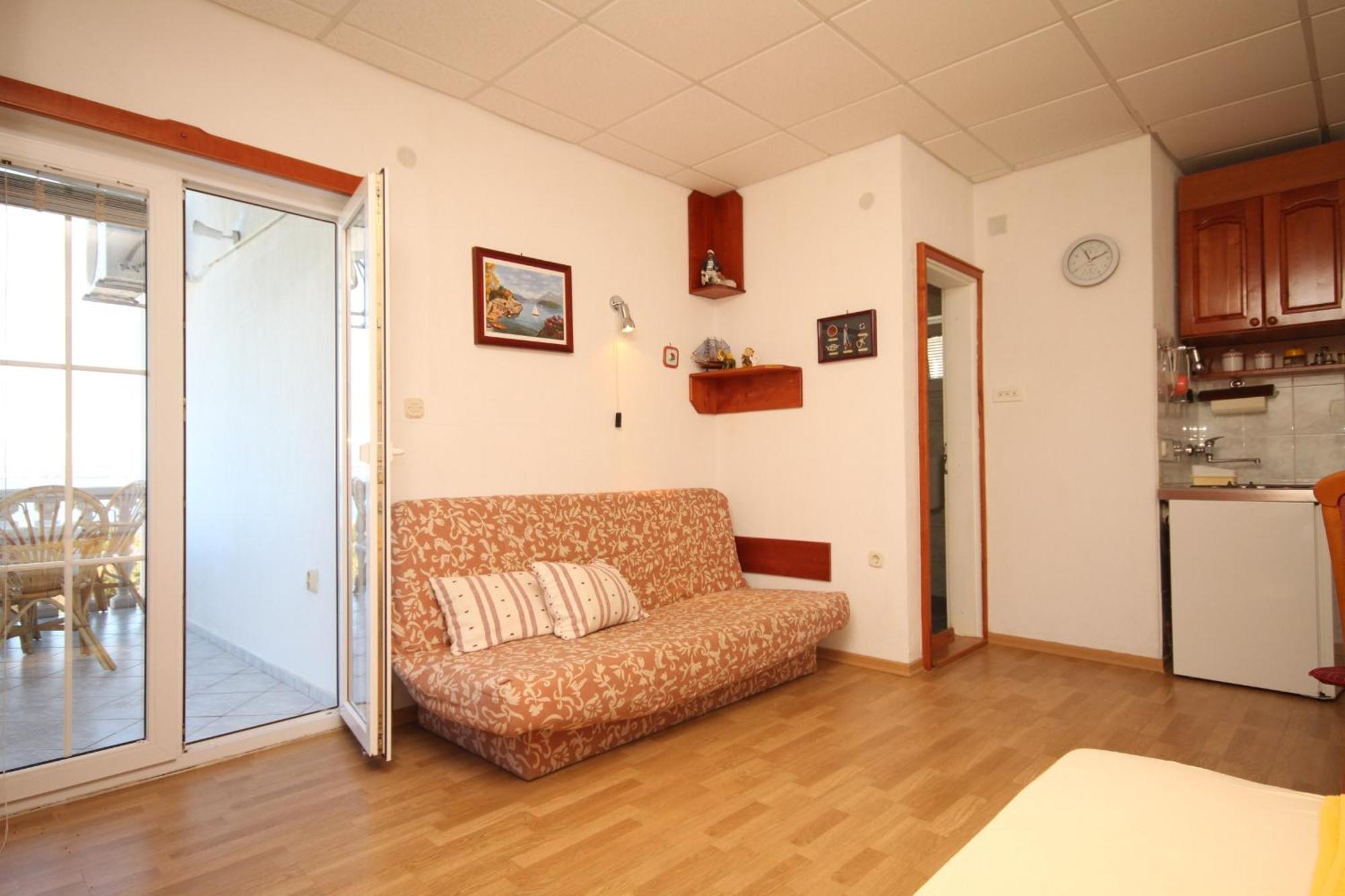 Apartments With A Parking Space Preko, Ugljan - 8224 Habitación foto